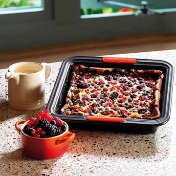 Molde cuadrado 23cm BAKEWARE