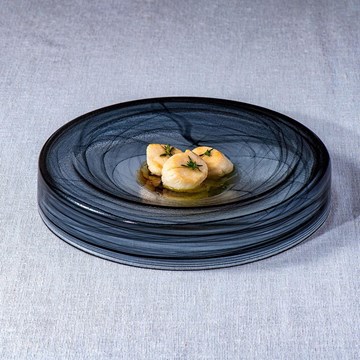 Plato negro 21cm HOLLOW